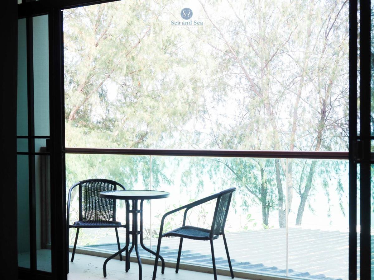 Sea And Sea Villa Sangaroon Ban Huai Yang Eksteriør billede